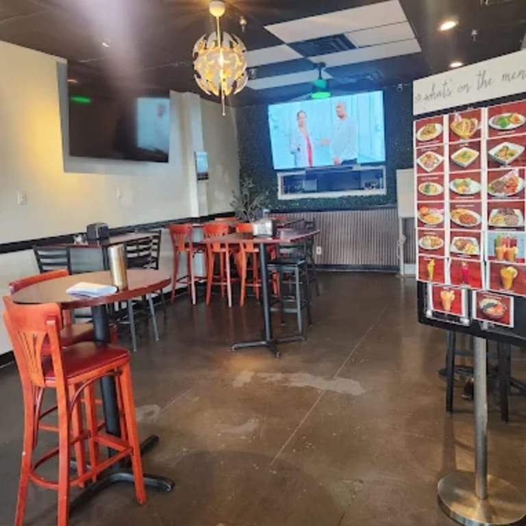 Relaxed Dining With Fresh And Balanced Options